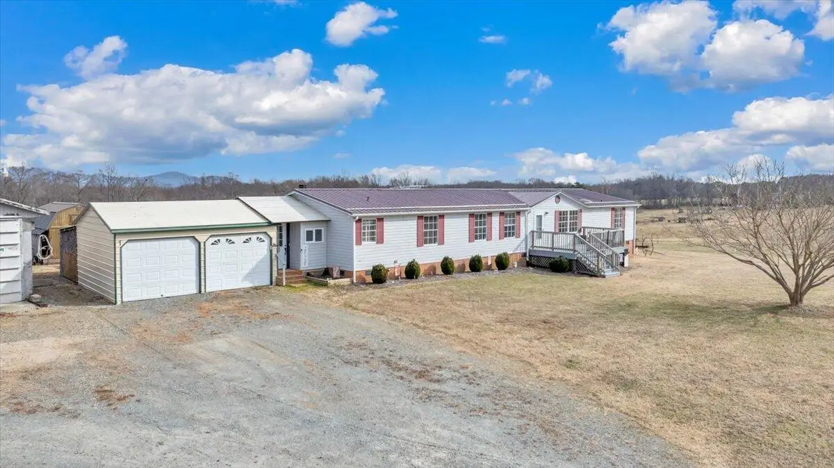 627&641 Novelty Rd, Union Hall, VA 24176 - #1