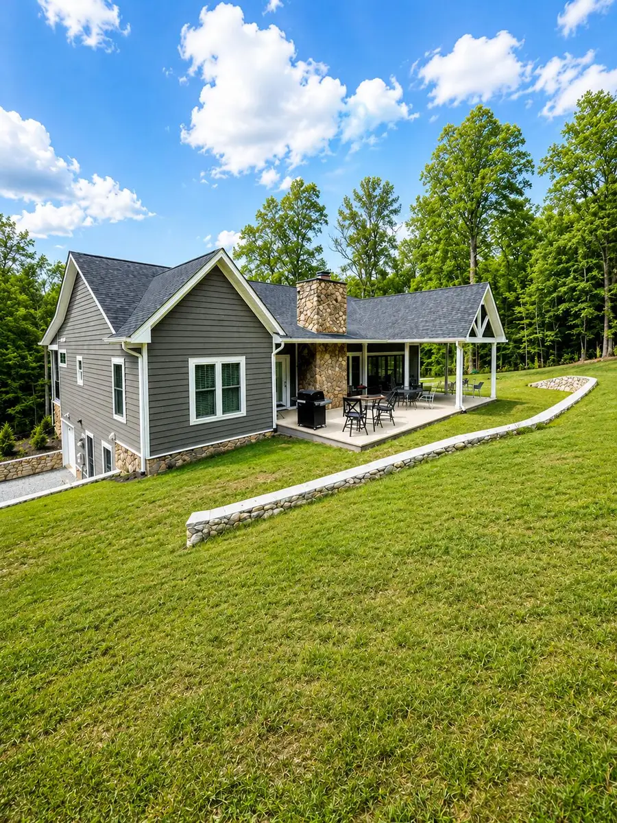 1206 Terrace Dr, Salem, VA 24153 - #3