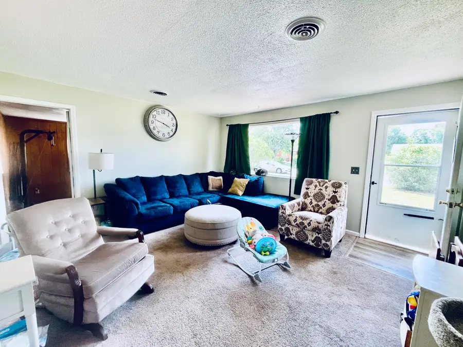 121 Tampa Dr, Roanoke, VA 24019 - #3