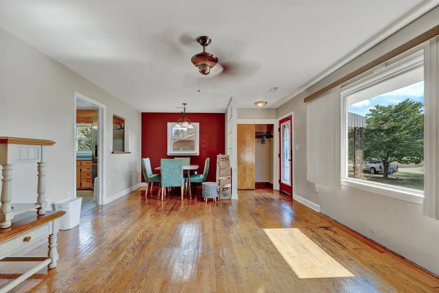 5539 Darby Rd, Roanoke, VA 24012 - #3