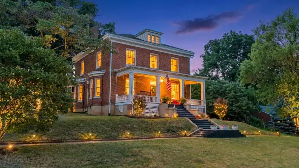 110 Green St, Salem, VA 24153