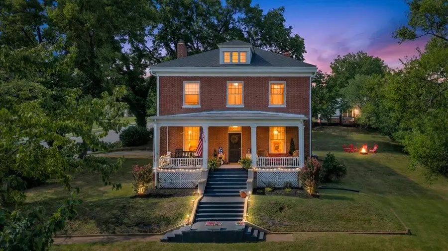 110 Green St, Salem, VA 24153 - #2