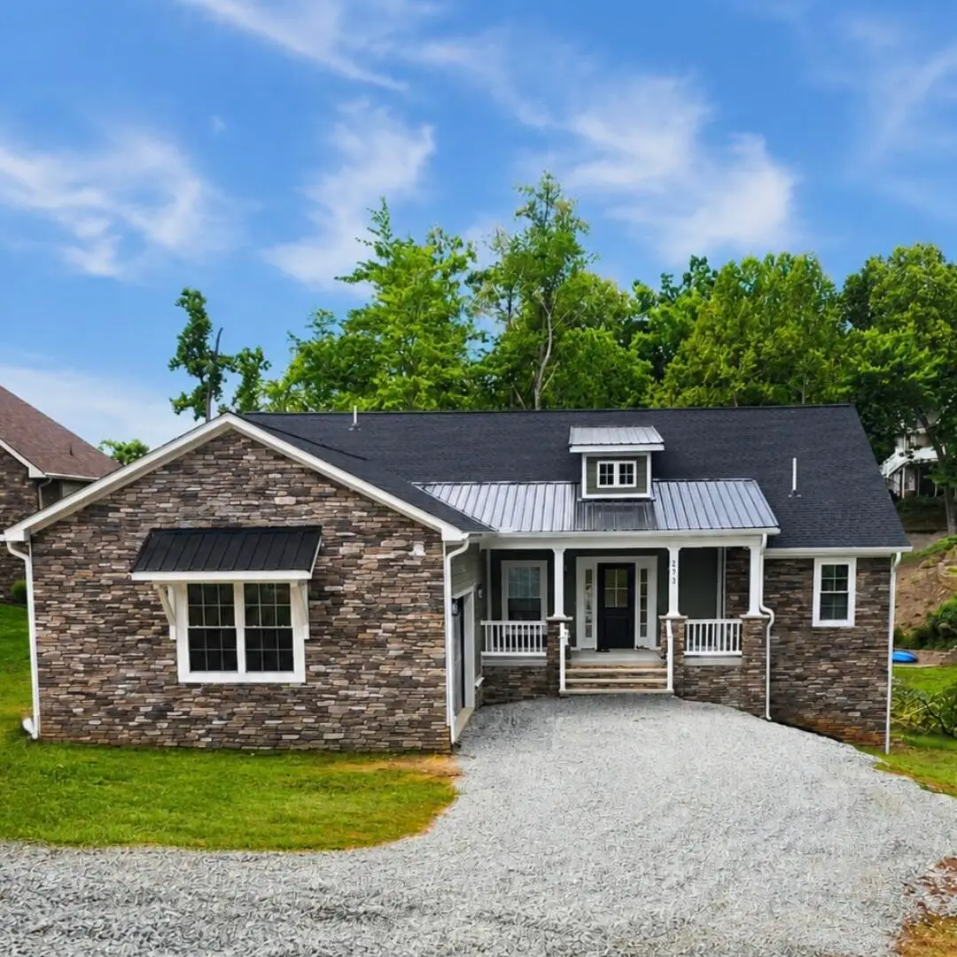 273 Hammock Pointe Dr, Moneta, VA 24121 - #1