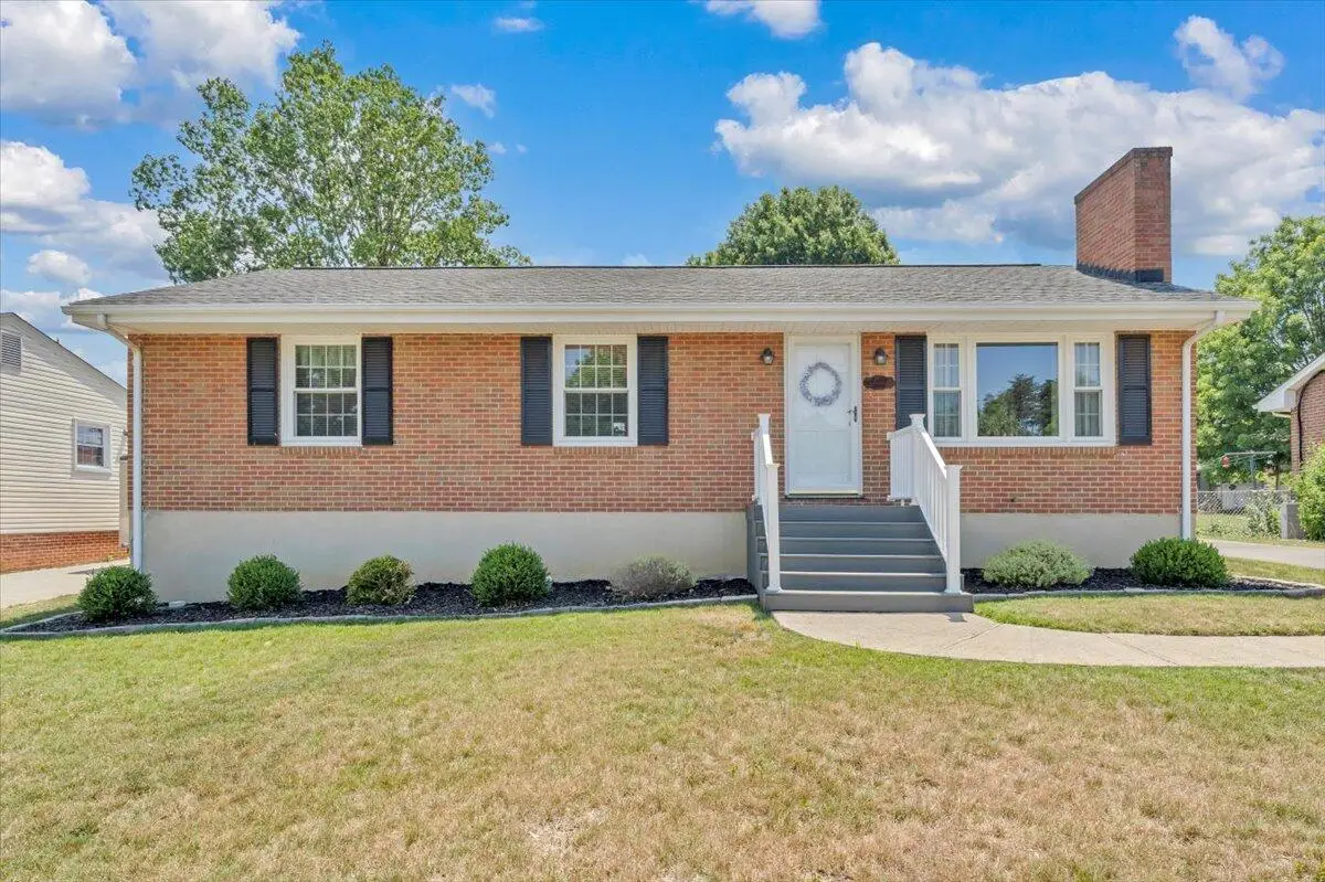 2834 Neil Dr, Roanoke, VA 24019 - #1