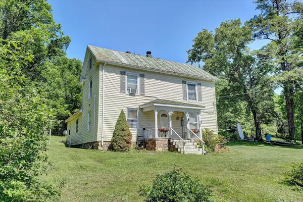 16287 Indian Draft Rd, Williamsville, VA 24487