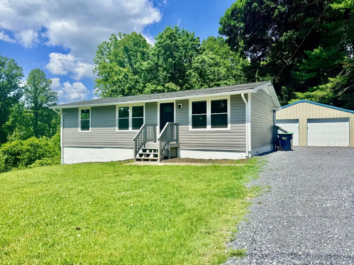 121 Irene Dr, Vinton, VA 24179 - #1