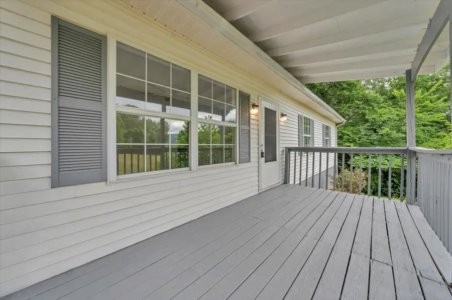 366 Bridge St N, Buchanan, VA 24066 - #2