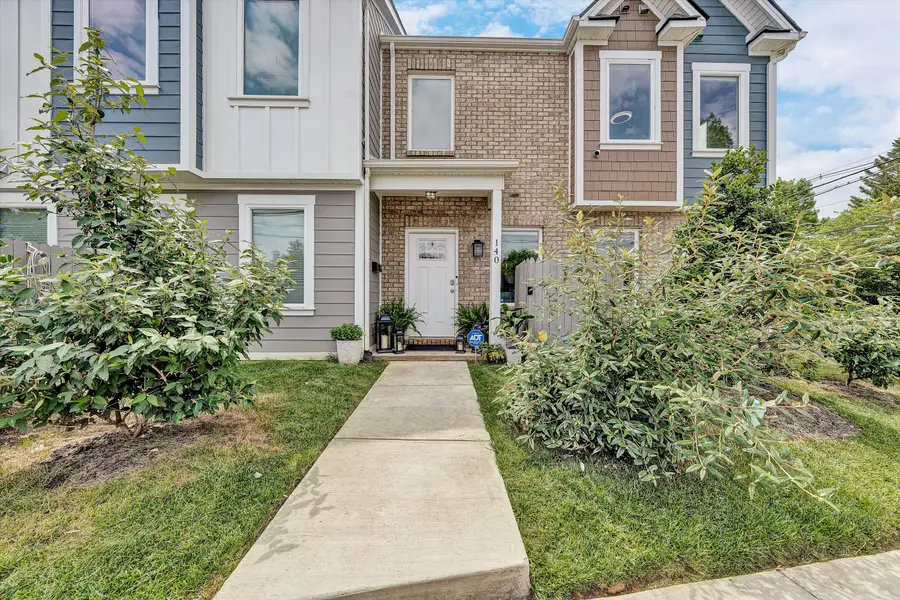 140 W Calhoun St, Salem, VA 24153 - #3