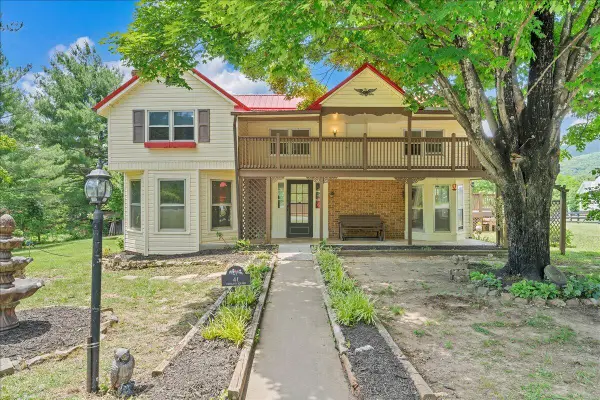 41 Oriskany Square, Eagle Rock, VA 24085
