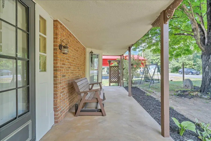 41 Oriskany Square, Eagle Rock, VA 24085 - #2