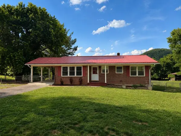 410 Winding Way, Covington, VA 24426