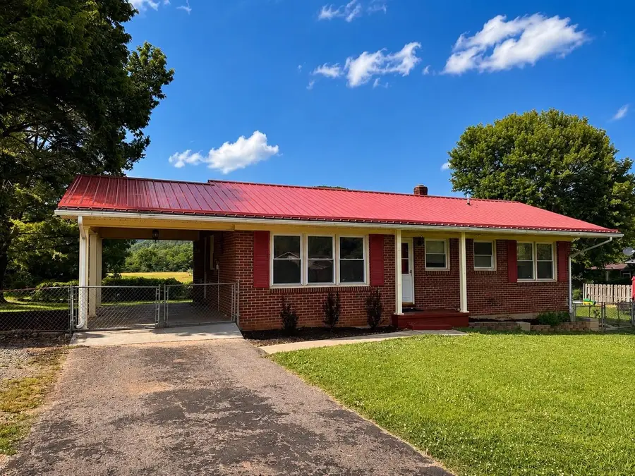 410 Winding Way, Covington, VA 24426 - #2