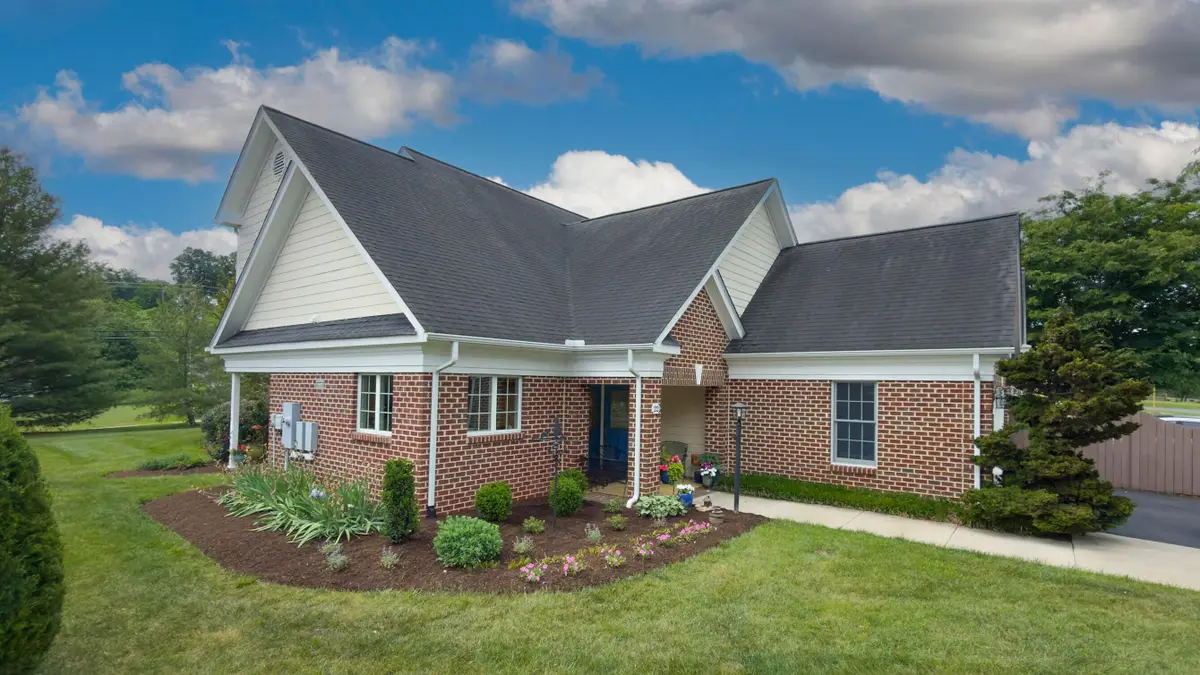 22 Haven Oak Ct, Lexington, VA 24450 - #1