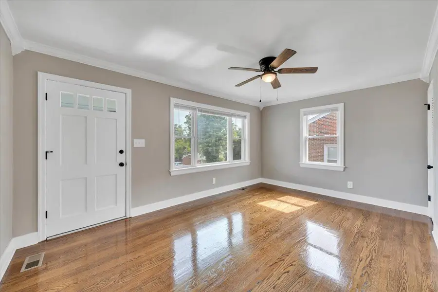 1451 Greenbrier Ave Se, Roanoke, VA 24013 - #2