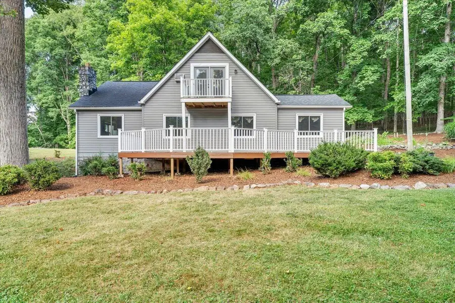 105 Windlass Ct, Moneta, VA 24121 - #2