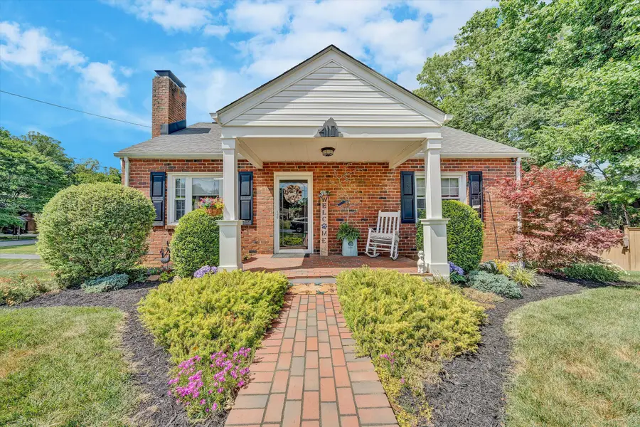 410 Parkdale Dr, Salem, VA 24153 - #3