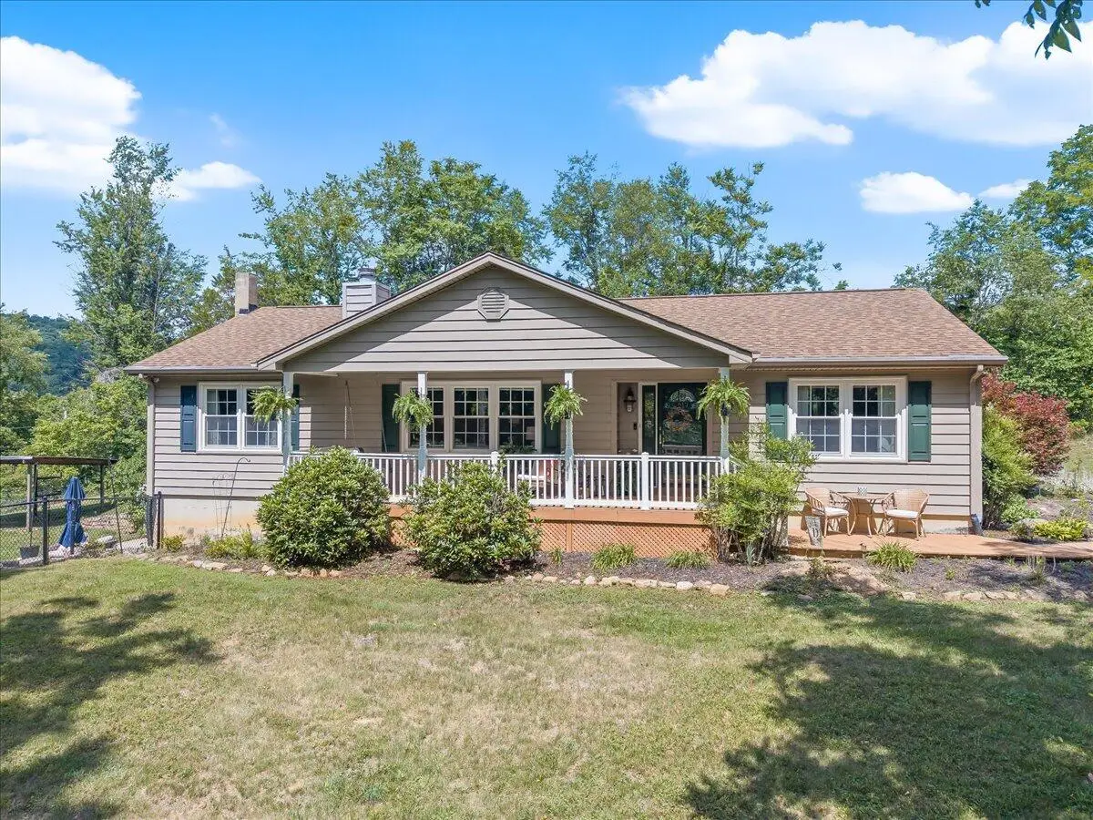 6415 Catawba Creek Rd, Troutville, VA 24175 - #1