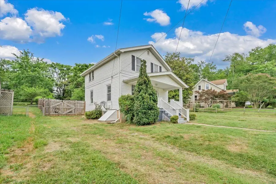 1364 Rose Ave Se, Roanoke, VA 24014 - #3