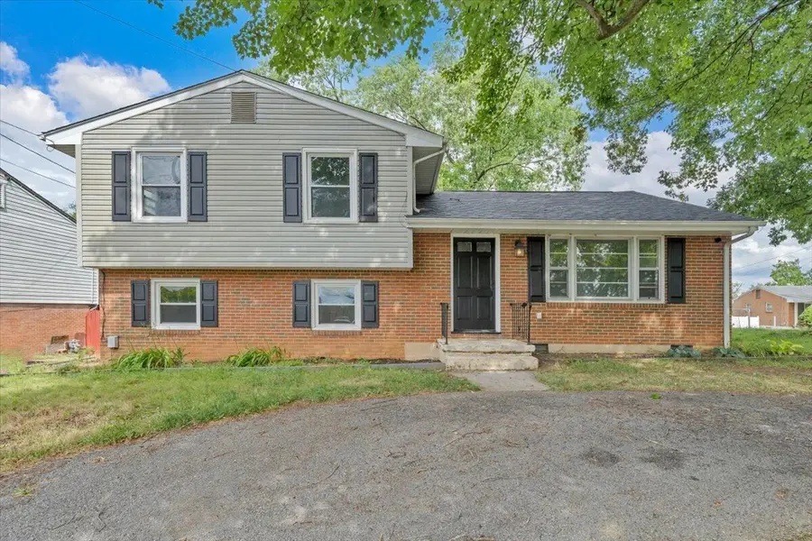 678 E Augusta Ave, Vinton, VA 24179 - #2