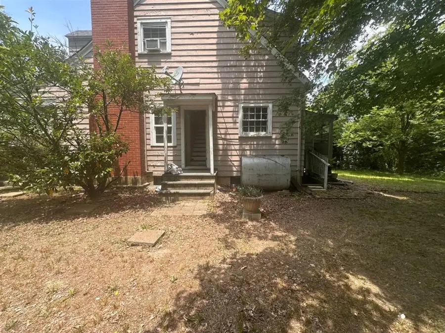 417 Ellyson Ave, South Boston, VA 24592 - #3