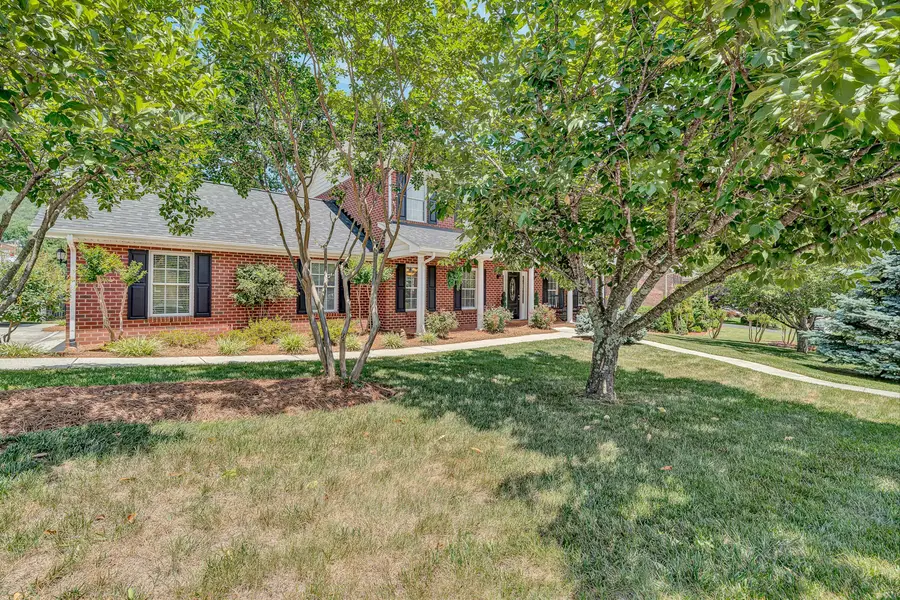 1907 Carleton Dr, Salem, VA 24153 - #3