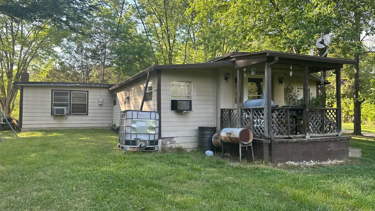 949 Roy Rd, Troutville, VA 24175 - #1