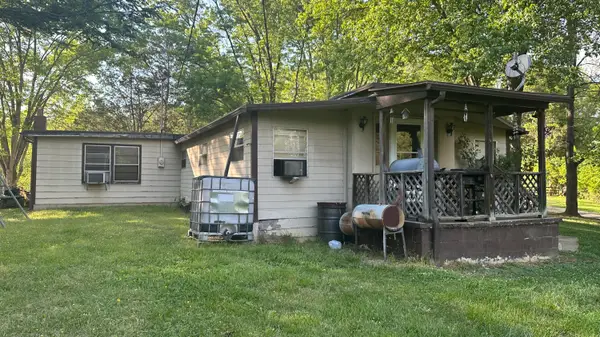 949 Roy Rd, Troutville, VA 24175