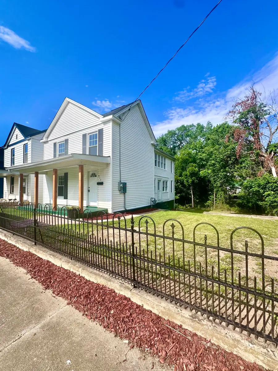 817 Rose Ave, Clifton Forge, VA 24422 - #2
