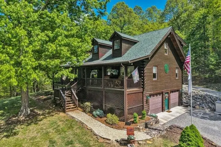 634 Zimmerman Rd, Blue Ridge, VA 24064 - #1