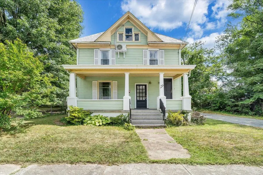 916 Madison Ave Nw, Roanoke, VA 24016 - #2