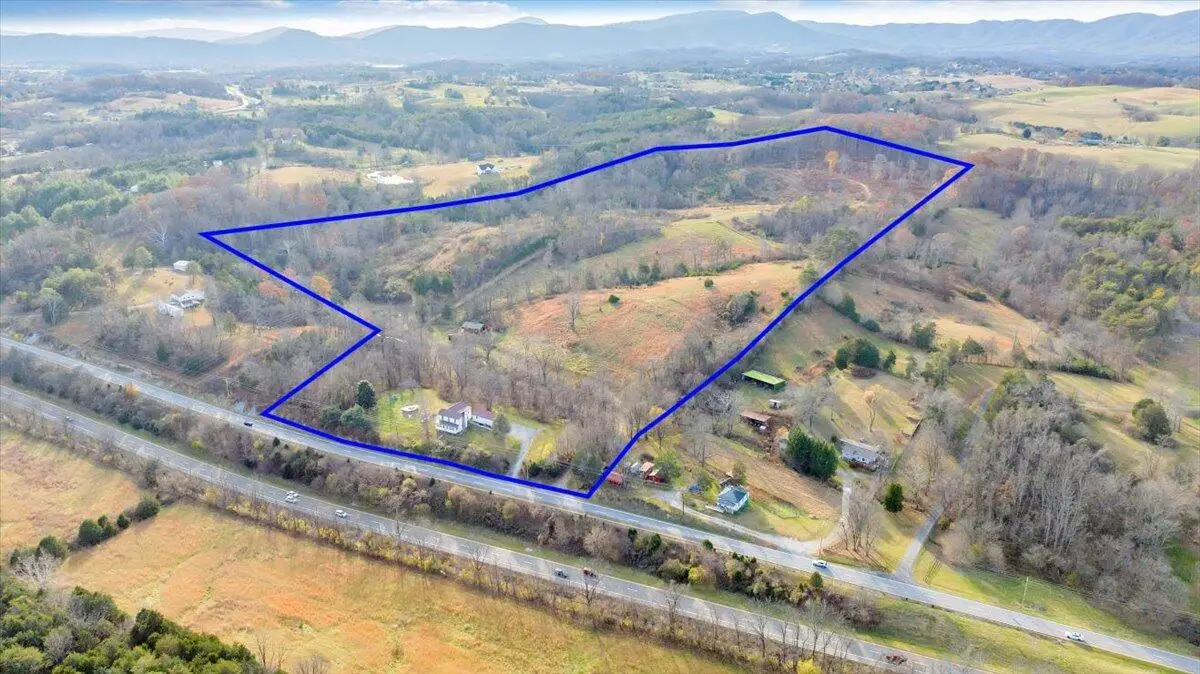 6457 Roanoke Rd, Fincastle, VA 24090 - #1