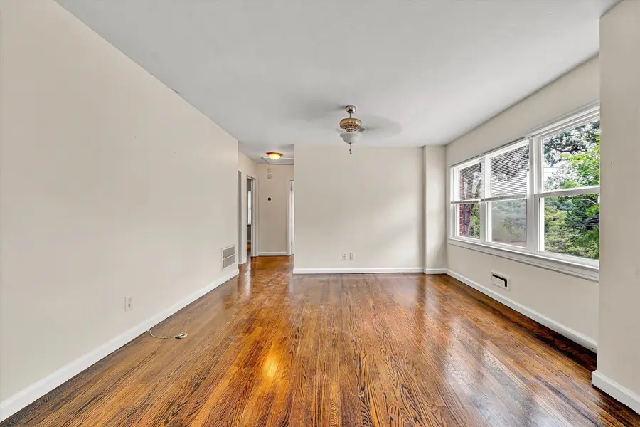 1810 Lawnhill St Sw, Roanoke, VA 24015 - #3