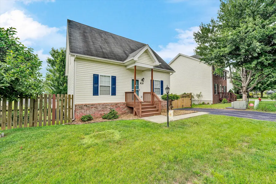 135 Wistaria Dr, Christiansburg, VA 24073 - #3