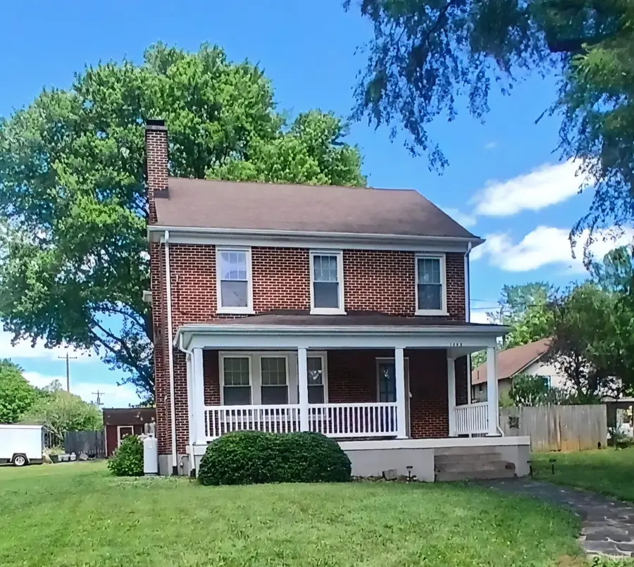 1305 Park St, Bedford, VA 24523 - #2
