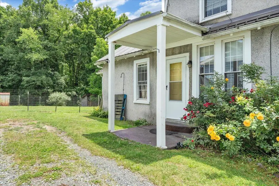 1408 Hatcher Ave, Covington, VA 24426 - #3