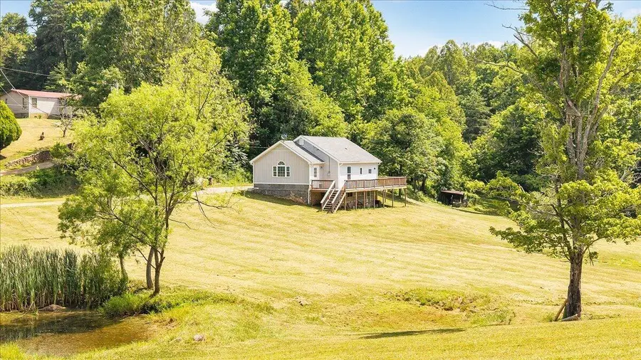 8501 Holly Tree Dr, Boones Mill, VA 24065 - #2