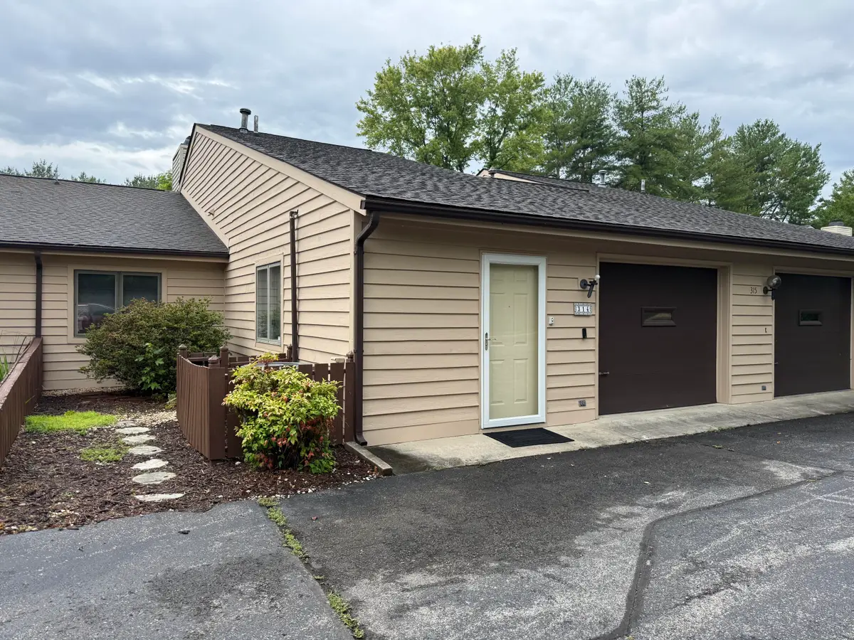 314 Windward Dr Sw, Roanoke, VA 24018 - #1