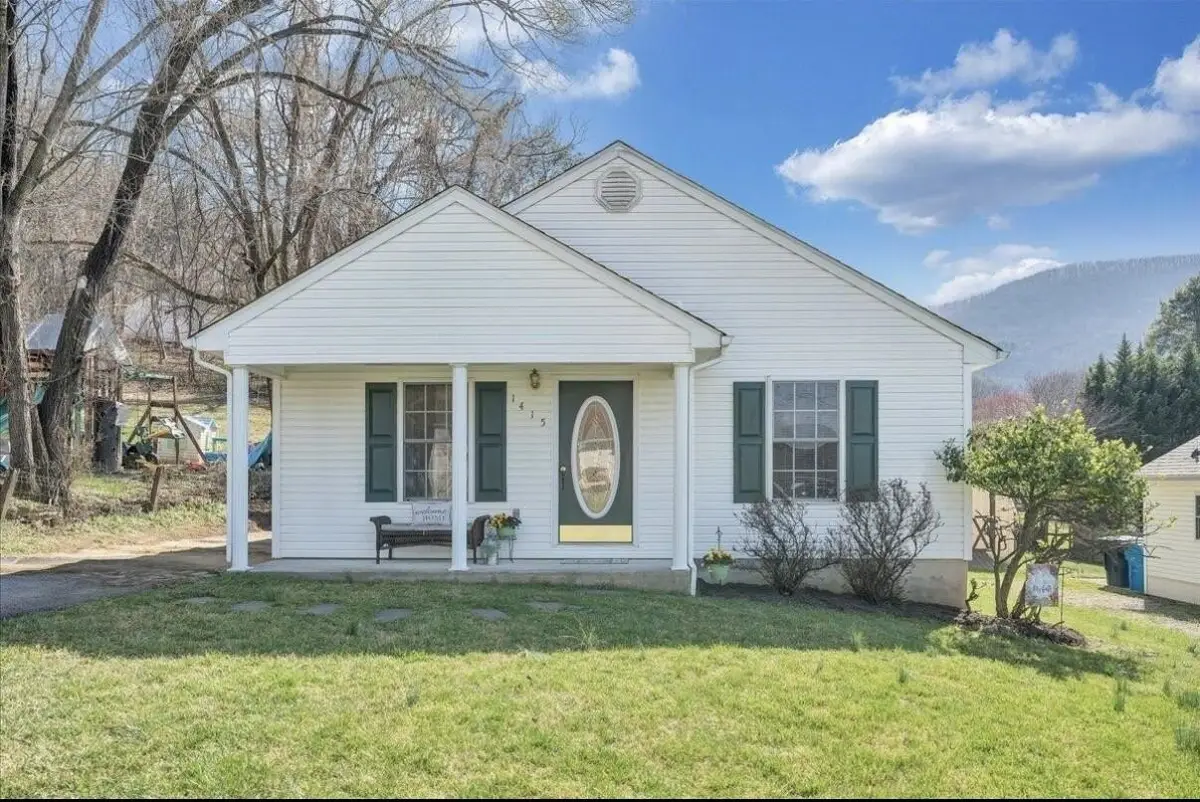 1415 Eanes Rd Se, Roanoke, VA 24014 - #1