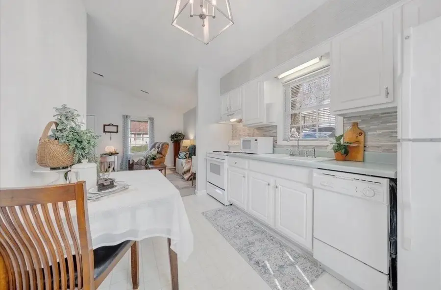 1415 Eanes Rd Se, Roanoke, VA 24014 - #3