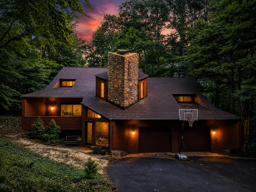 6227 Saddleridge Rd, Roanoke, VA 24018 - #2