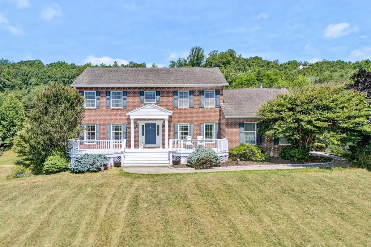 1670 Forge Rd, Lexington, VA 24450 - #1