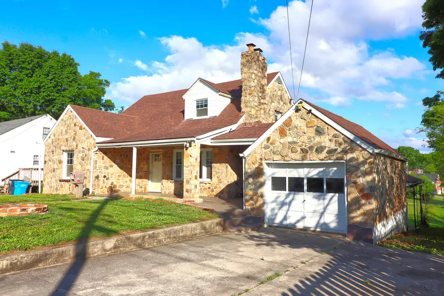 2622 Cedarhurst Ave Nw, Roanoke, VA 24012 - #2