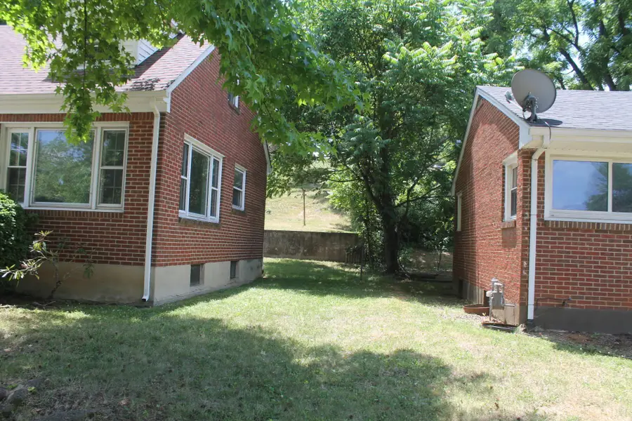 2756 Kirkland Dr Nw, Roanoke, VA 24017 - #3