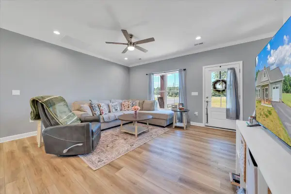 1581 Burnt Chimney Rd, Wirtz, VA 24184