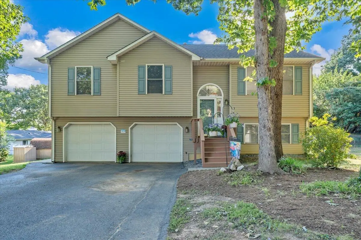 551 Sexton Ave, Salem, VA 24153 - #1