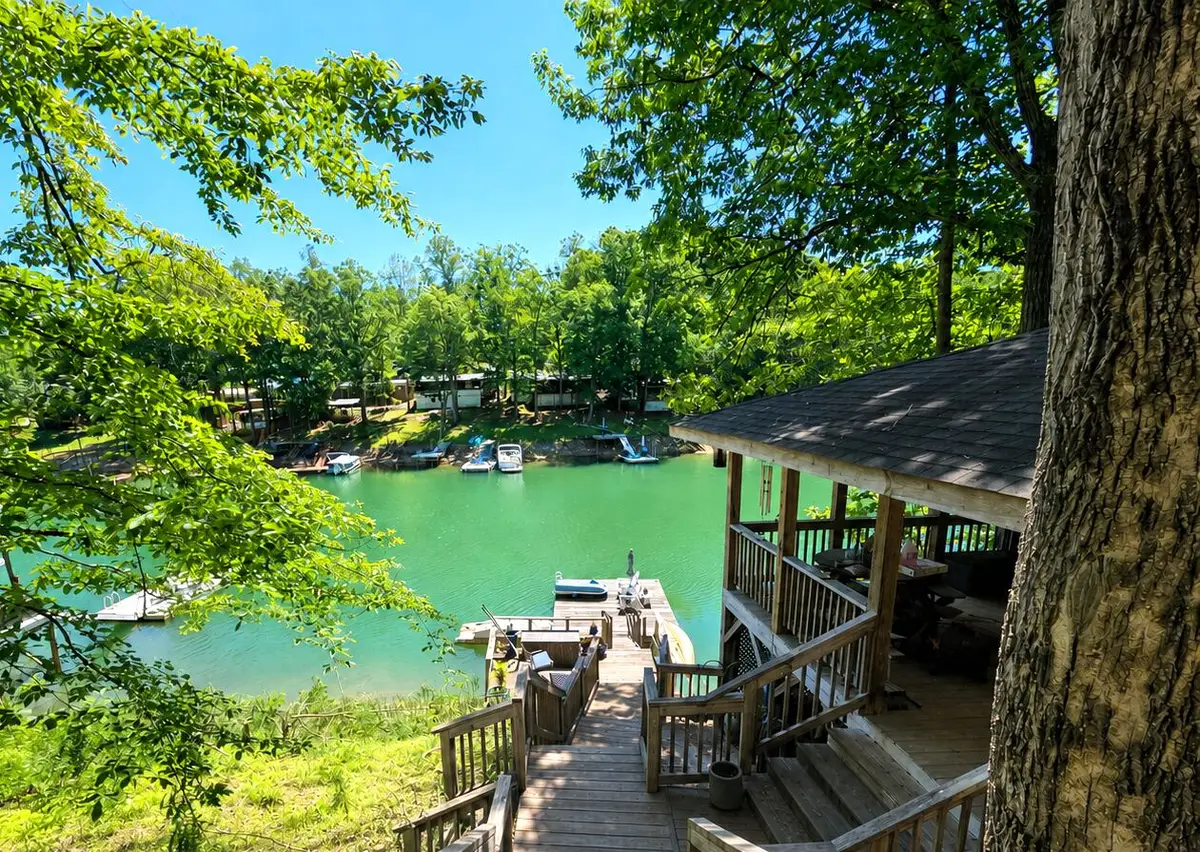 208 Munsons Rd, Penhook, VA 24137 - #1