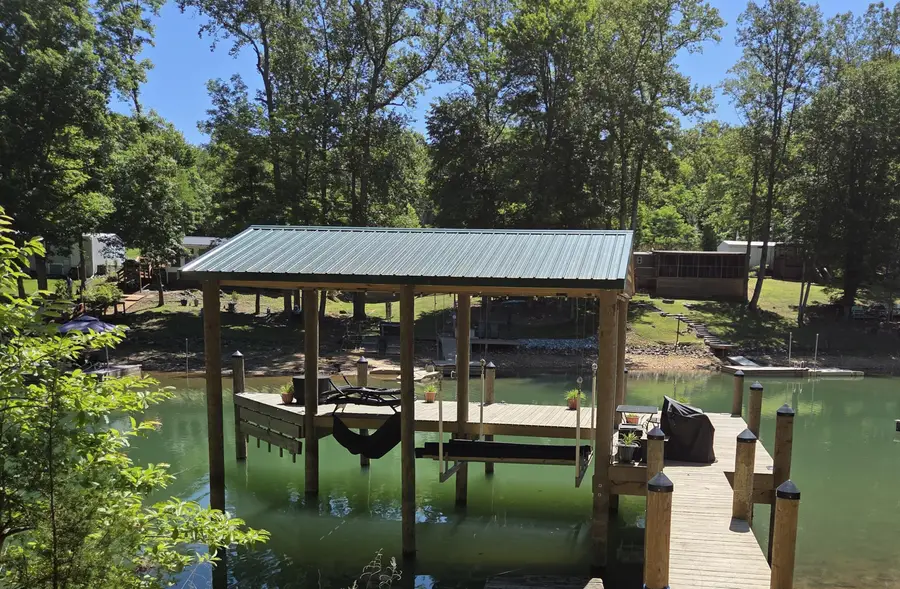 208 Munsons Rd, Penhook, VA 24137 - #3