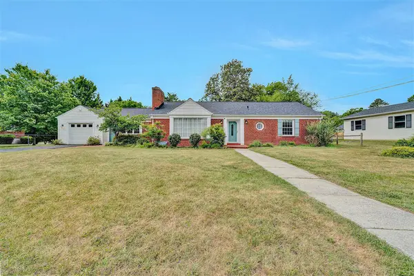 920 Tremont Rd, Salem, VA 24153