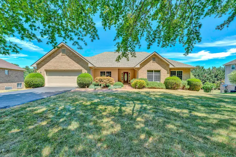 3723 Renfield Dr Sw, Roanoke, VA 24018 - #2