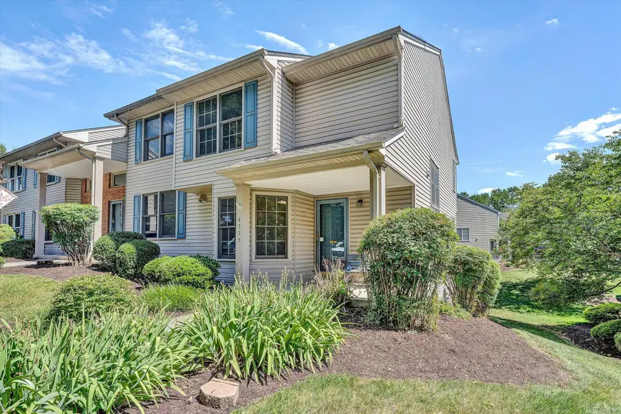 4715 Oakcliff Dr, Roanoke, VA 24018 - #2